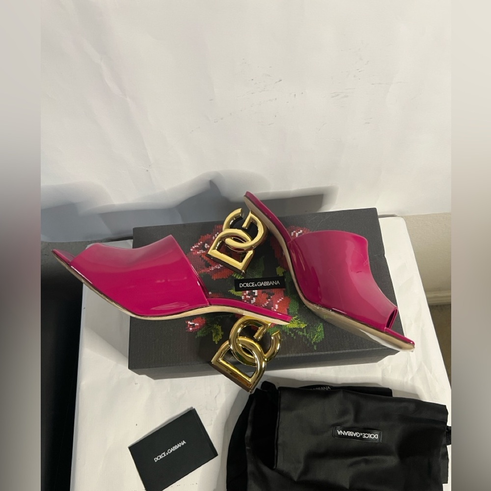 Dolce & Gabbana Fuchsia CIABATTA TACCO with Gold Interlocking Heels SZ 41EU/11US - Picture 8 of 15